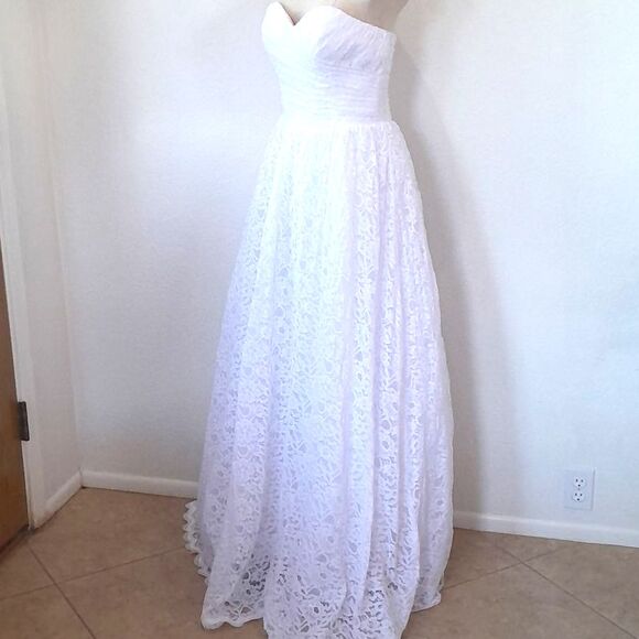 Wedding Dress Sweet heart corset with Tie back - Picture 11 of 16